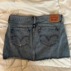 Levi jean skirt